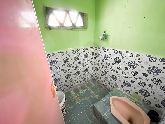 Bathroom 6