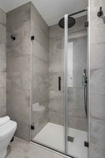 Bathroom 4, Dobo Marco Polo, Madrid