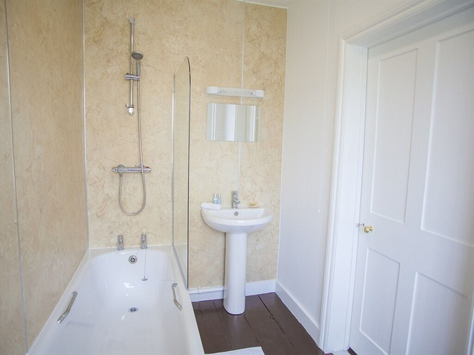 Bathroom, Instow Barton, Devon