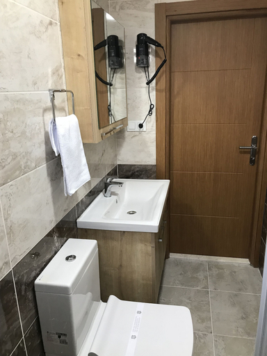 Bathroom 5, LP Lagun Palas, Karamürsel