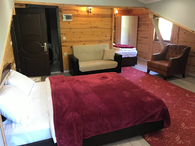 Bedroom 2, Yedigoller Hotel & Restaurant, Çaykara