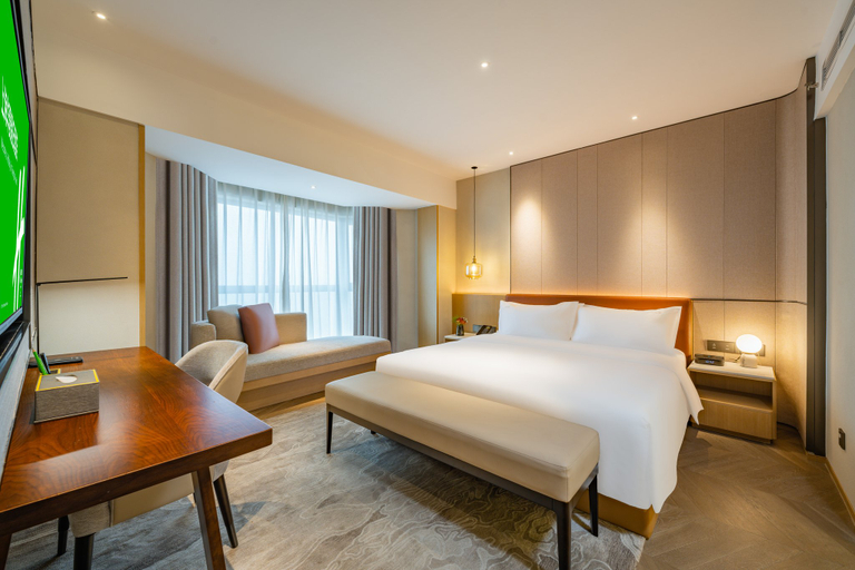 Bedroom 2, Holiday Inn SHANGHAI HUAXIA by IHG, Shanghai