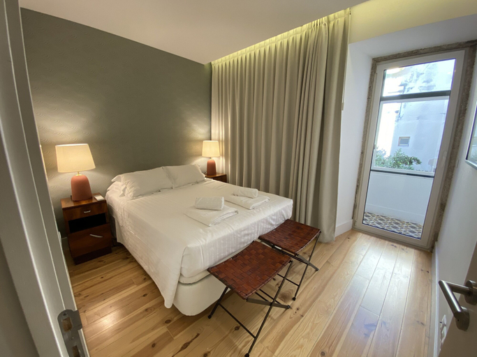 Bedroom 4, Bica Chiado Self-Catering Apartment, Lisbon