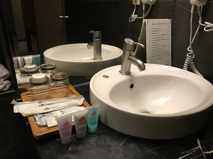 Bathroom 4