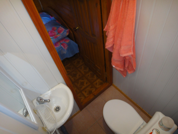 Bathroom 3, Guest House MishLen, Sochi gorsovet
