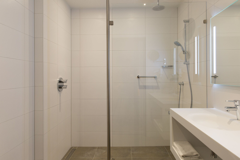 Bathroom 5, Van der Valk Hotel de Bilt - Utrecht, De Bilt