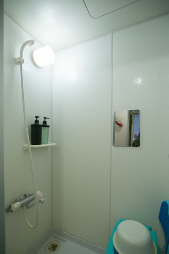 Bathroom 5, Hotel Mikado - Hostel, Osaka