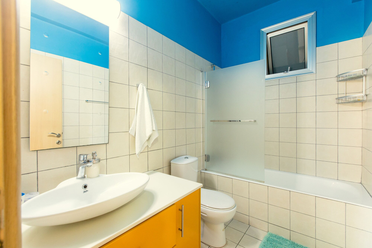 Bathroom 4, Yiolanda - 2BR - City Center, Larnaca