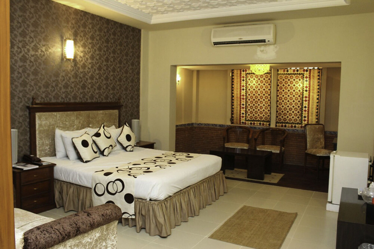 Bedroom 2, Sheza Inn Hotel Multan, Multan
