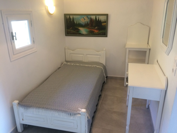 Bedroom 2, Villa Tillia, Thessaly