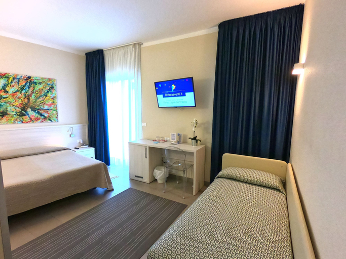 Bedroom 4, Hotel Olympic, Imperia