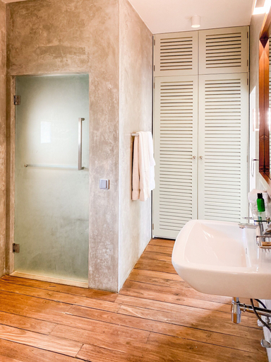 Bathroom 4, The Bartizan, Galle Four Gravets