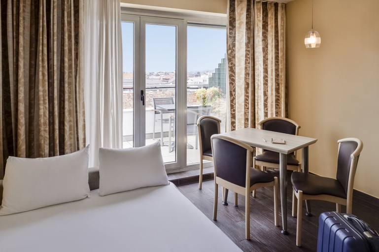 Bedroom 2, Aparthotel Adagio Geneve Mont Blanc, Genève
