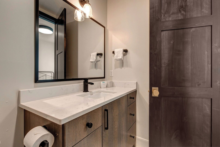 Bathroom 4, Jordanelle Jewel, Wasatch