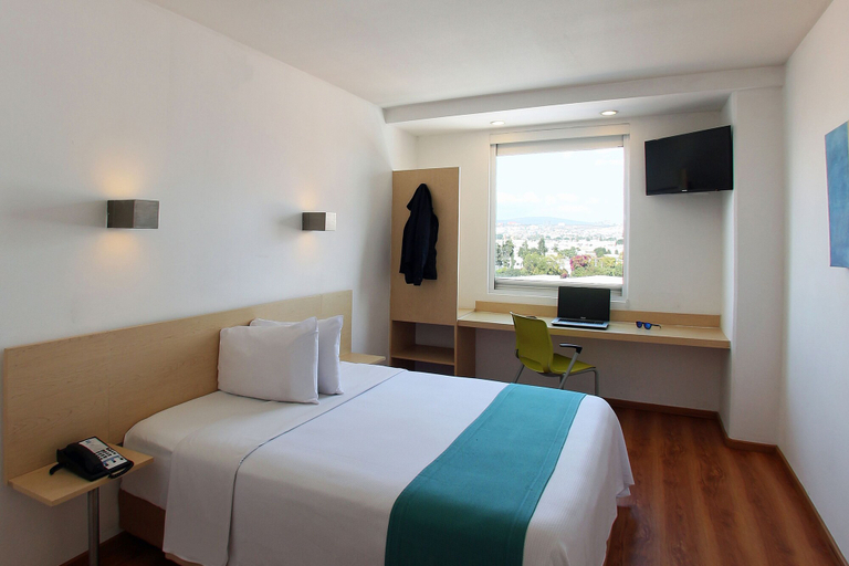 Bedroom 3, One Querétaro Plaza Galerías, Querétaro