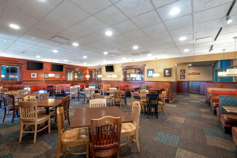 Food & Drinks 2, Holiday Inn WILMINGTON by IHG, Clinton