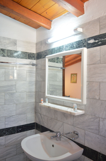 Bathroom 5, Villa Maraki, Thessaly