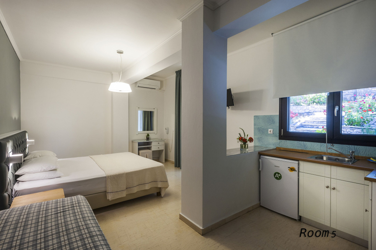 Bedroom 2, Hotel Oriana - Adults Only, Epirus