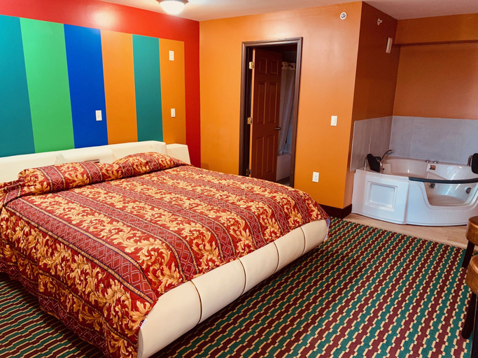 Bedroom 2, Motor City Inn & Suites, Wayne