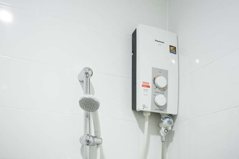 Bathroom 3, Twenty Nine KV Apartel, Muang Nonthaburi