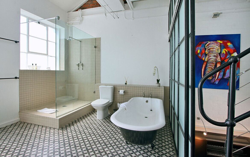 Bathroom, Manhattan Place, City of Cape Town