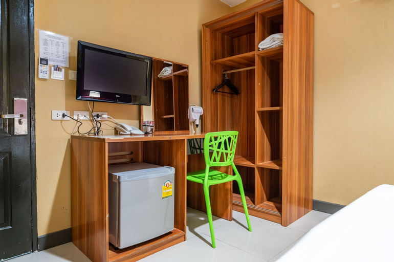 Bedroom 30