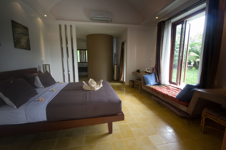 Bedroom 24