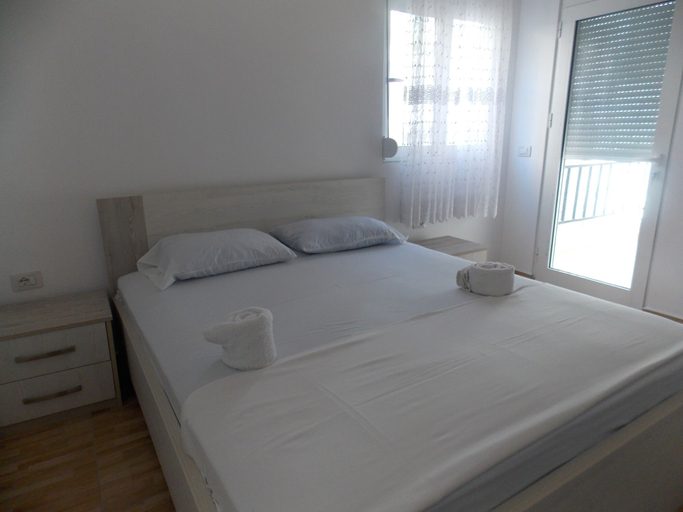 Bedroom 2, Doka Apartments, Sarandës
