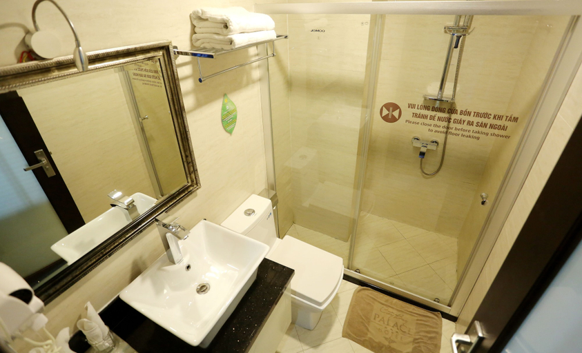 Bathroom 4, City Bay Palace Hotel, Hạ Long