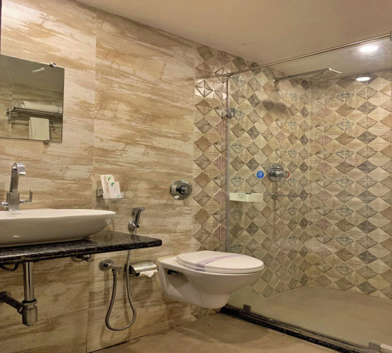 Bathroom 4, Hotel Runway Inn, Varanasi