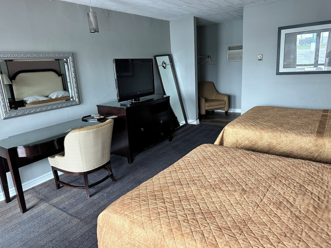Bedroom 3, Rainbow Motor Inn - By the Falls, Niagara