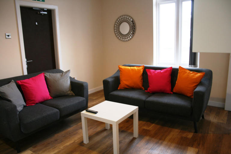 Others 4, Premier Lodge, Wolverhampton