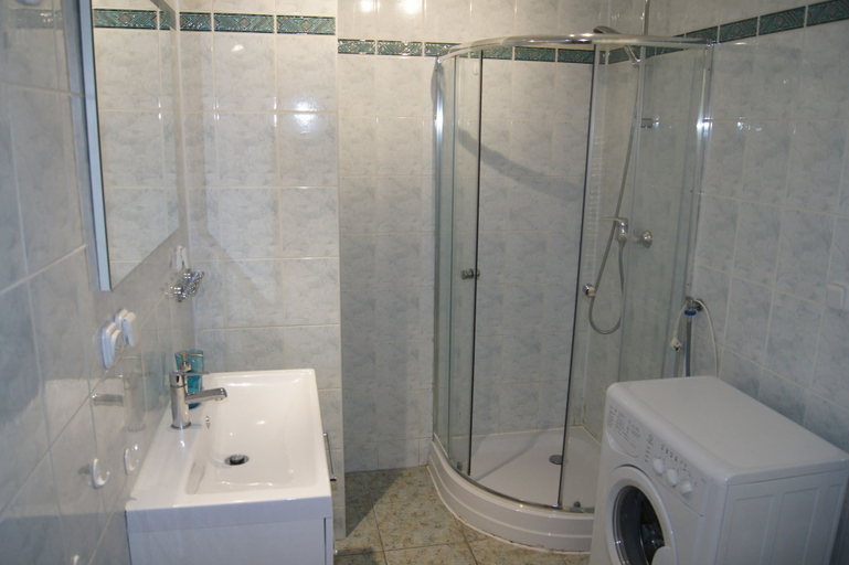 Bathroom 5, Apartamenty Usteckie - Liliowa 9, Słupsk