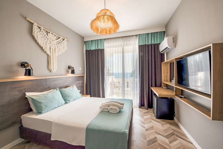 Bedroom 3, Royal City Hotel, Antalya