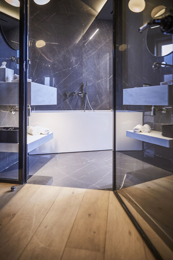 Bathroom 4, Hotel ONIRO - Luxury Rooms & Wellness Suites, Hainaut