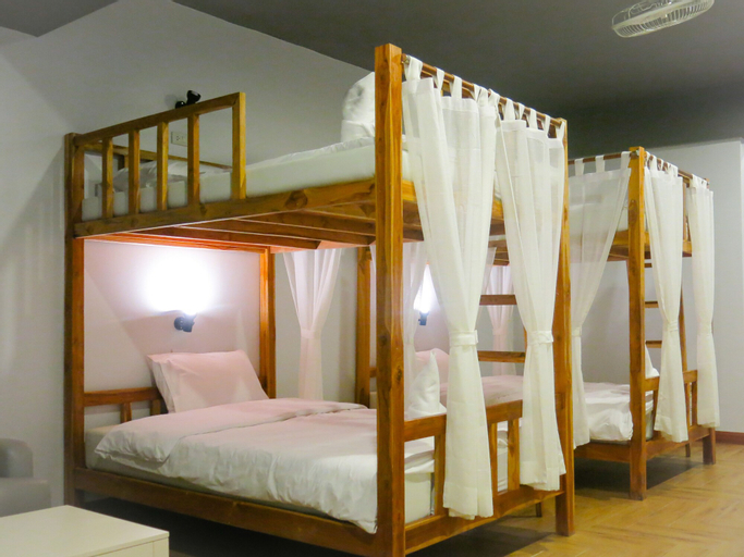 Bedroom 21