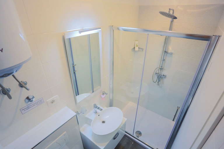 Bathroom 4, Nirvana Garden Rooms, Split