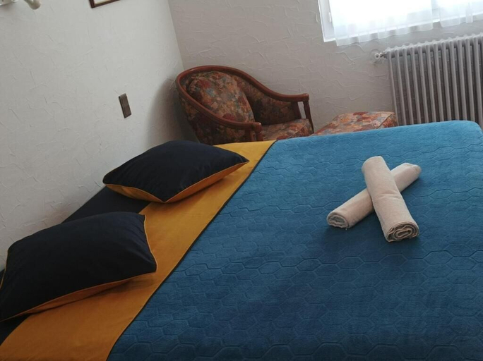 Bedroom 3, L'auberge Campagnarde Spa & Sauna, Hautes-Pyrénées