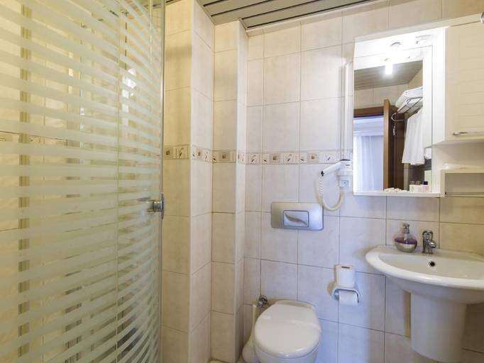 Bathroom 4, Deniz Houses, Fatih