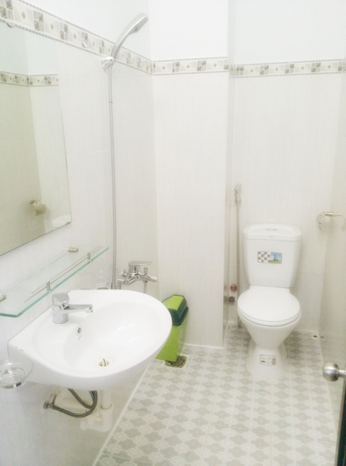 Bathroom 4, Like Family Hotel, Nha Trang