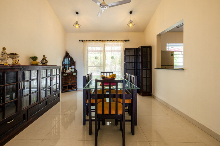 Dining Room 4