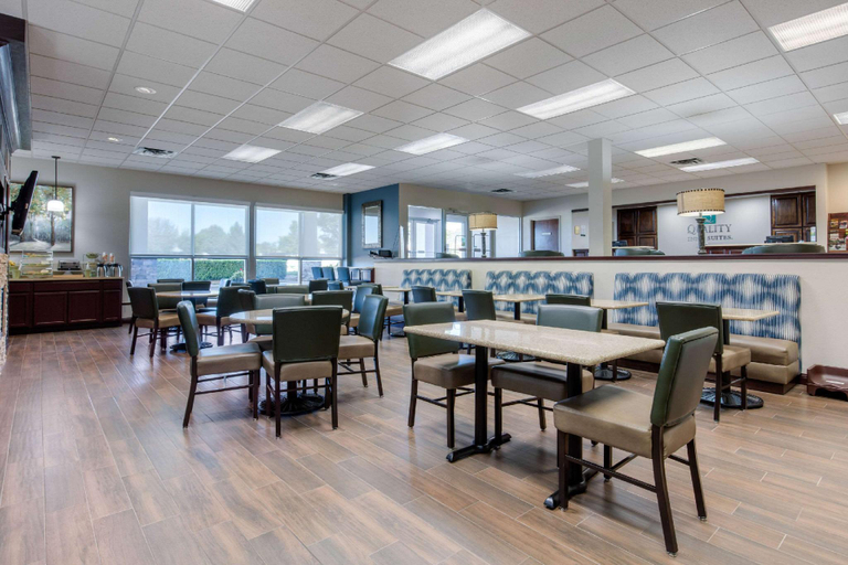 Food & Drinks 5, Quality Inn & Suites Mountain Home North, Baxter