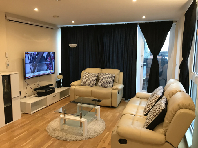 Others 4, Chelmsford Service Apartment, Essex