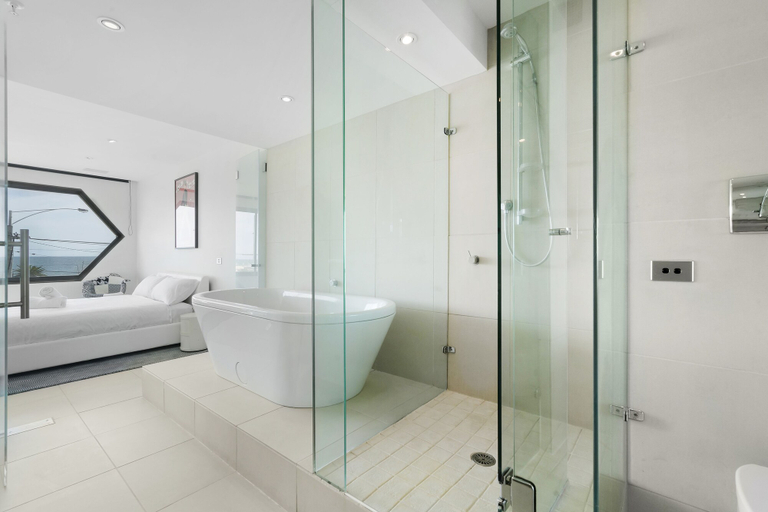 Bathroom 3, ELAINE, 2BDR St.Kilda Apartment, Melbourne
