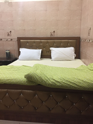 Bedroom 12