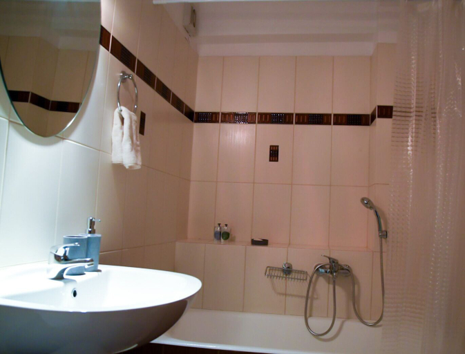 Bathroom, Ageliki's Athens Centre 2BDRM & Parking, Attica