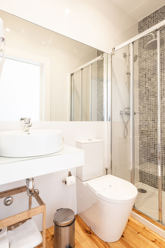 Bathroom 4, MyStay Porto Centro, Porto
