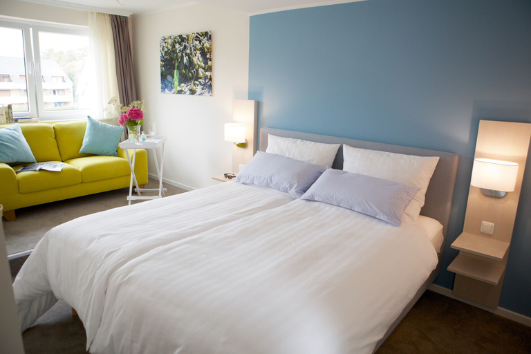 Bedroom 3, Hotel Jess am Meer, Dithmarschen