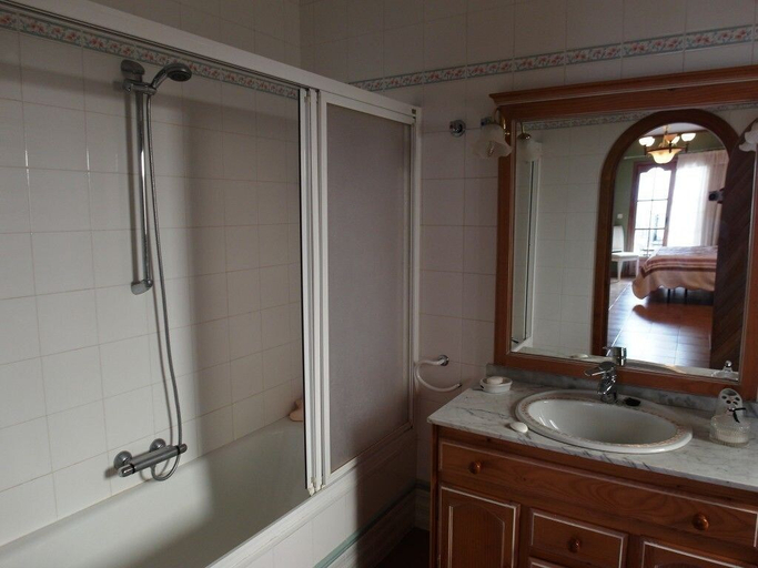 Bathroom 4, Casa Roble B&B, Málaga