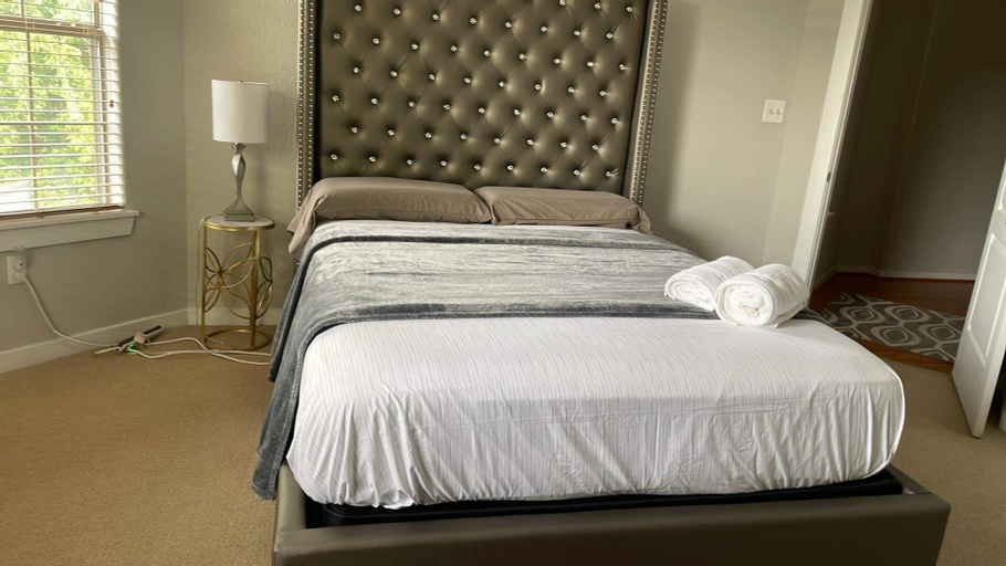 Bedroom 18